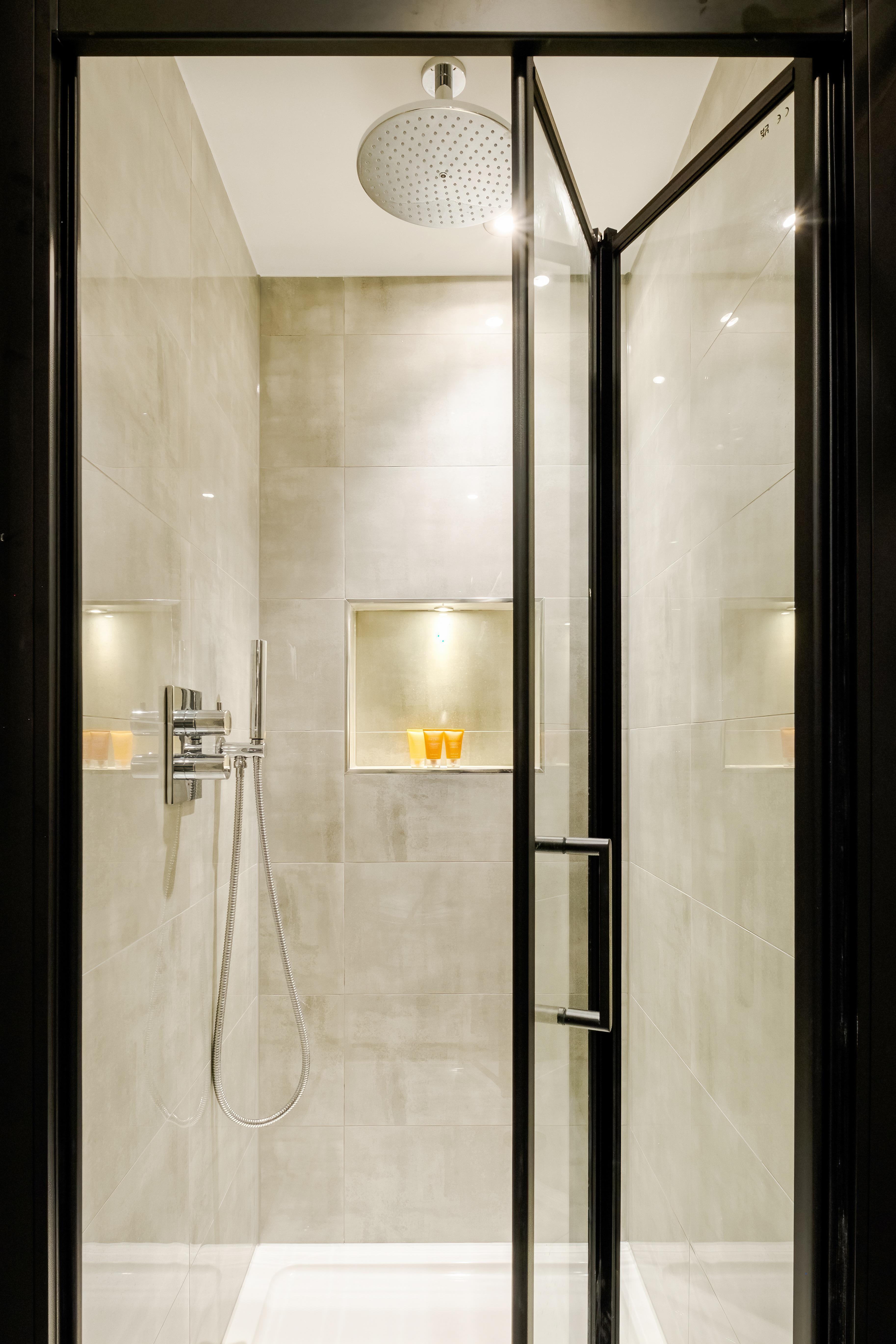 Reem Hotel Лондон Екстер'єр фото