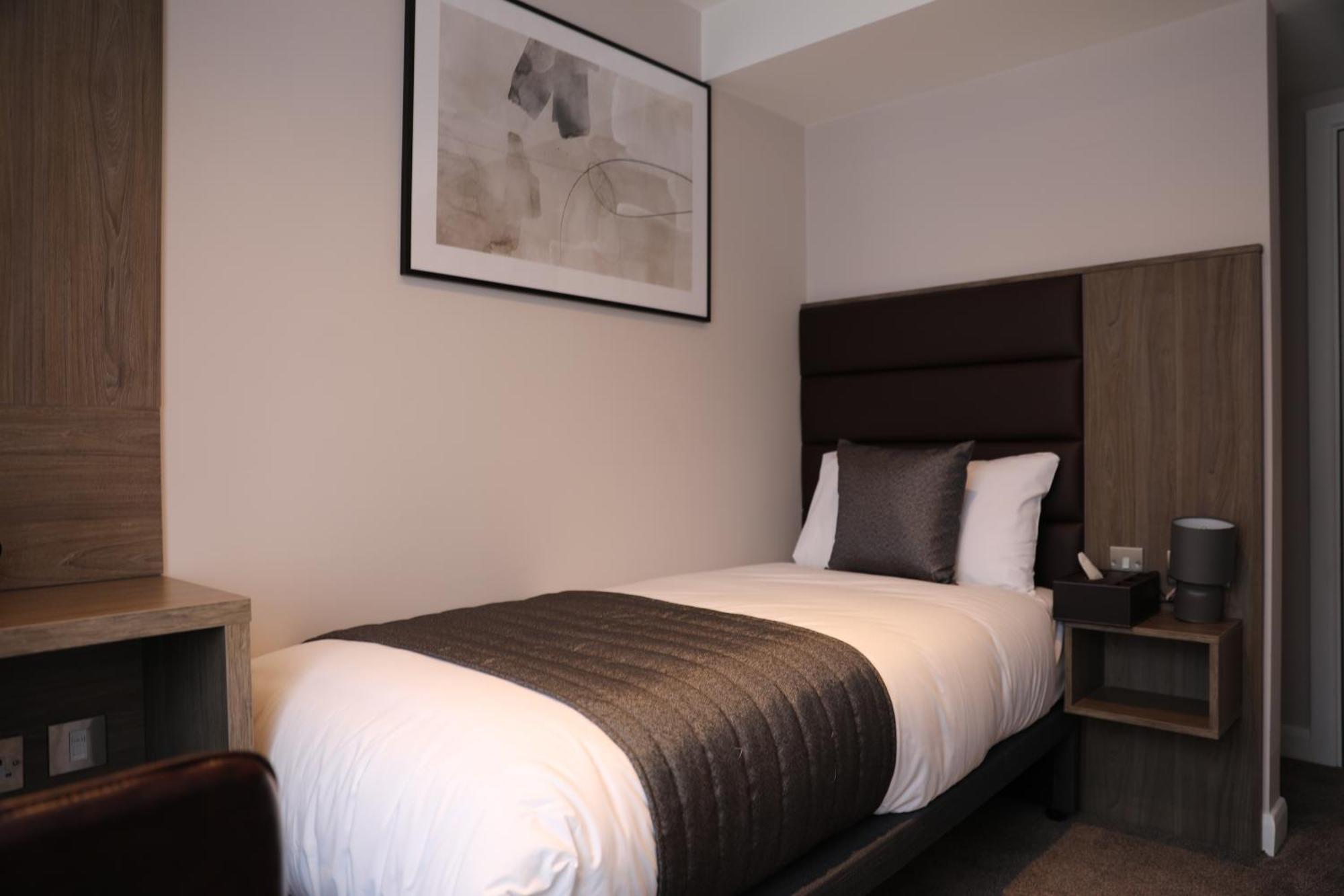 Reem Hotel Лондон Екстер'єр фото