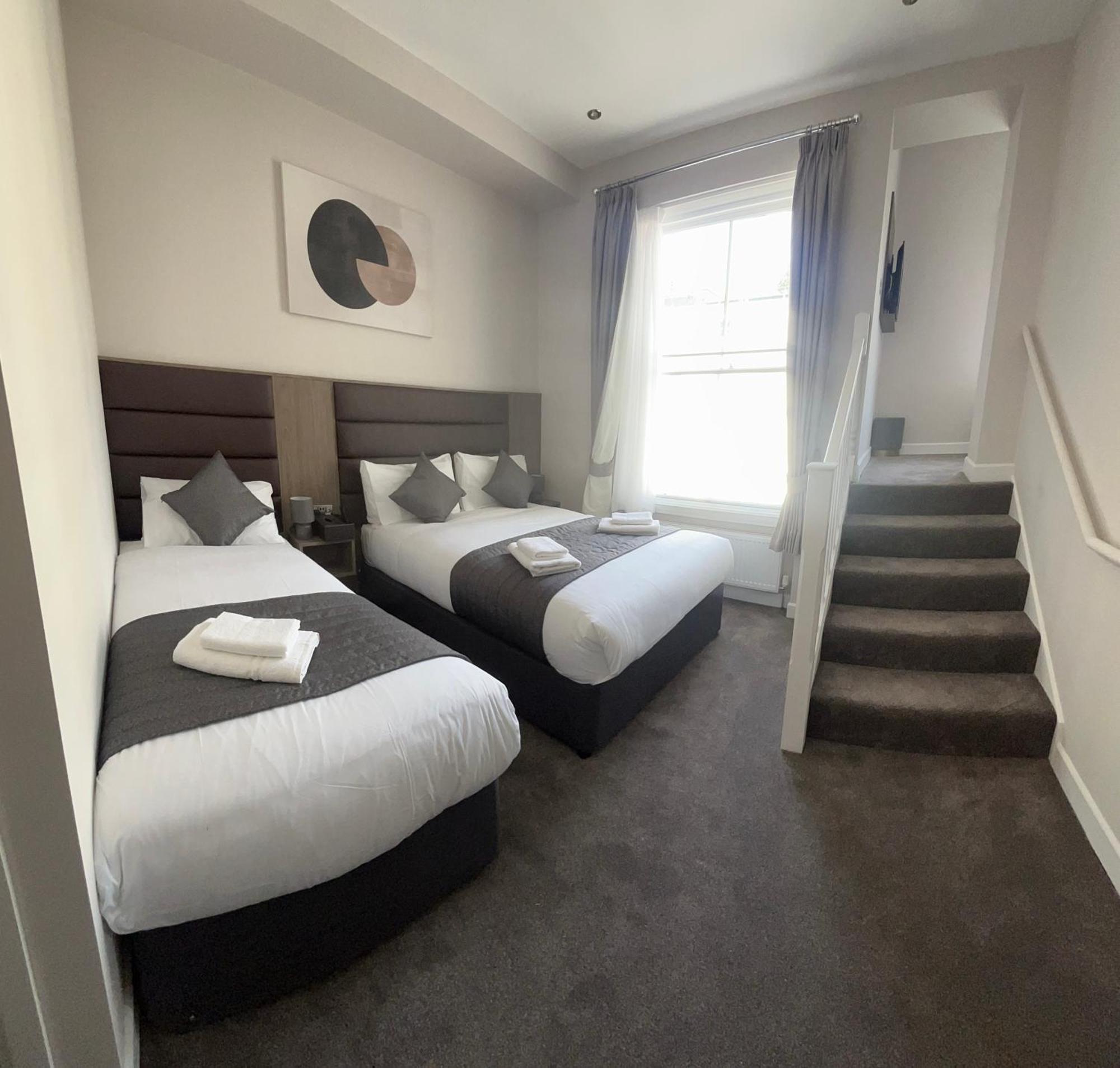 Reem Hotel Лондон Екстер'єр фото