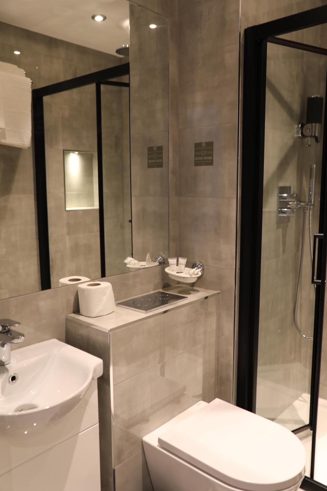 Reem Hotel Лондон Екстер'єр фото