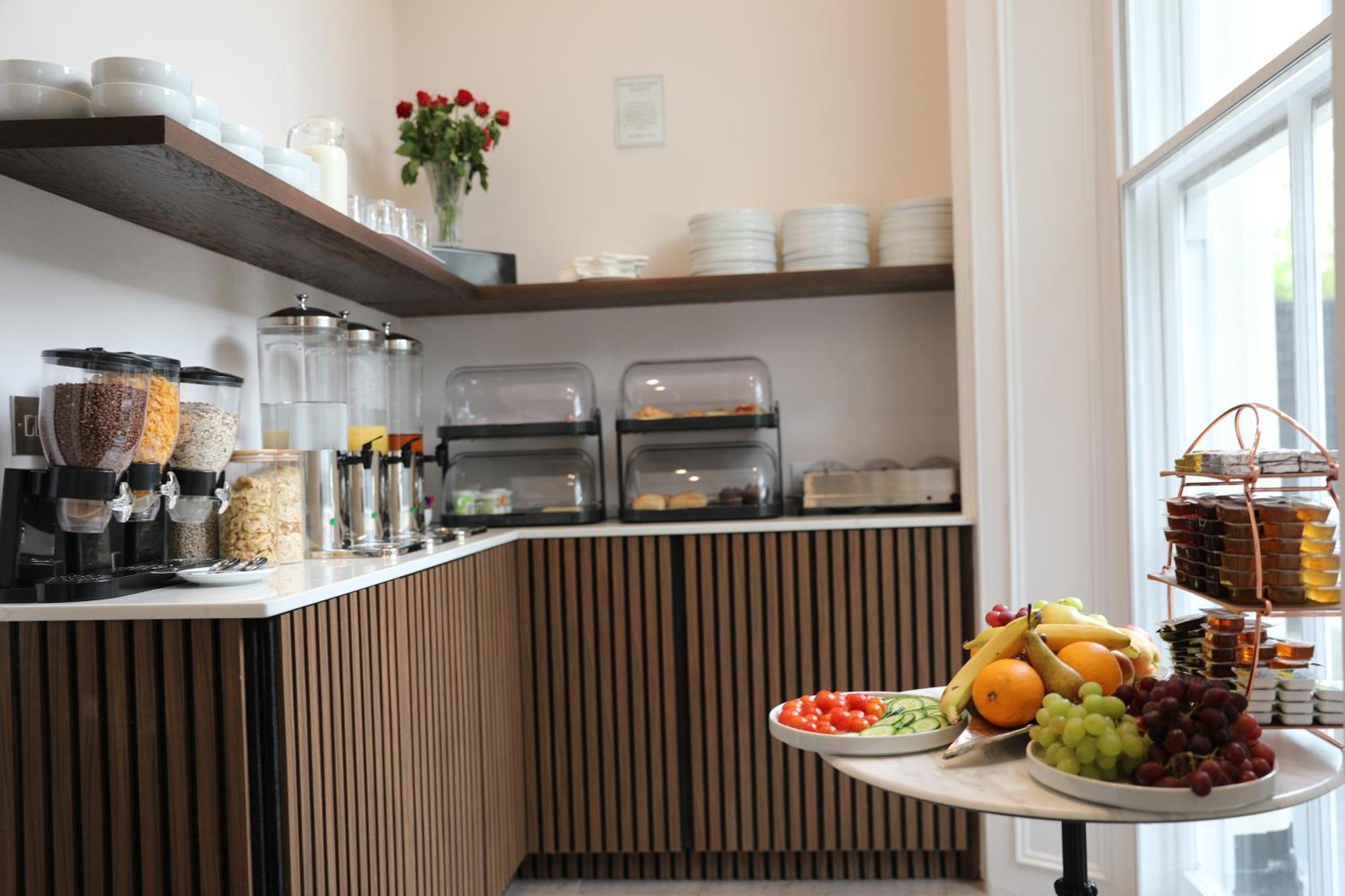Reem Hotel Лондон Екстер'єр фото
